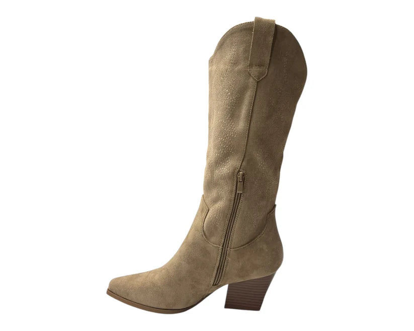 Western-style embroidered mid-calf boots