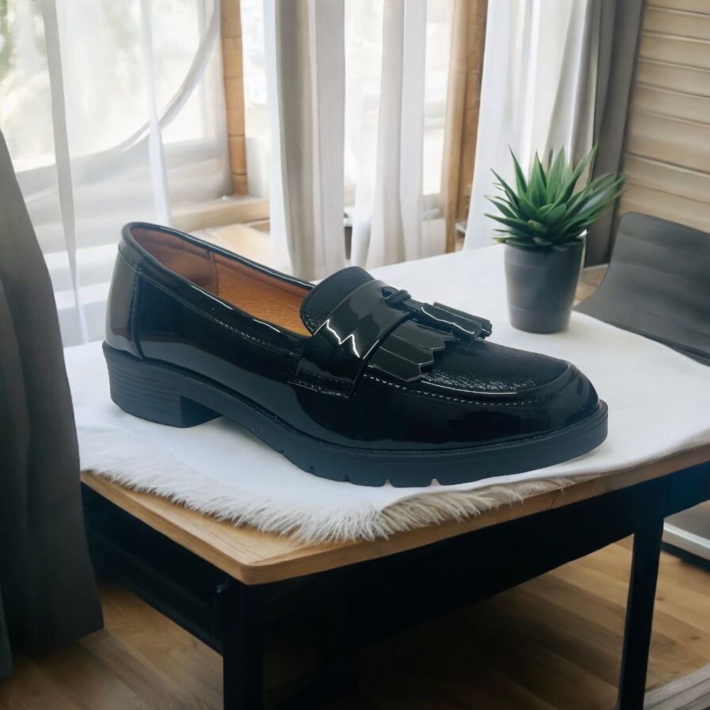 Women Flats