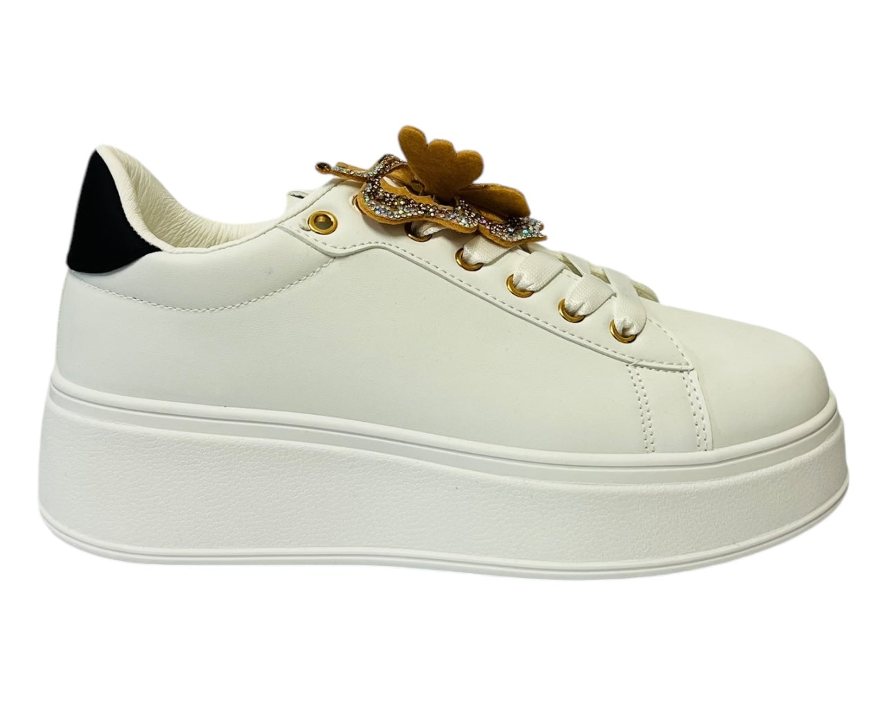 Women's butterfly lace shoe