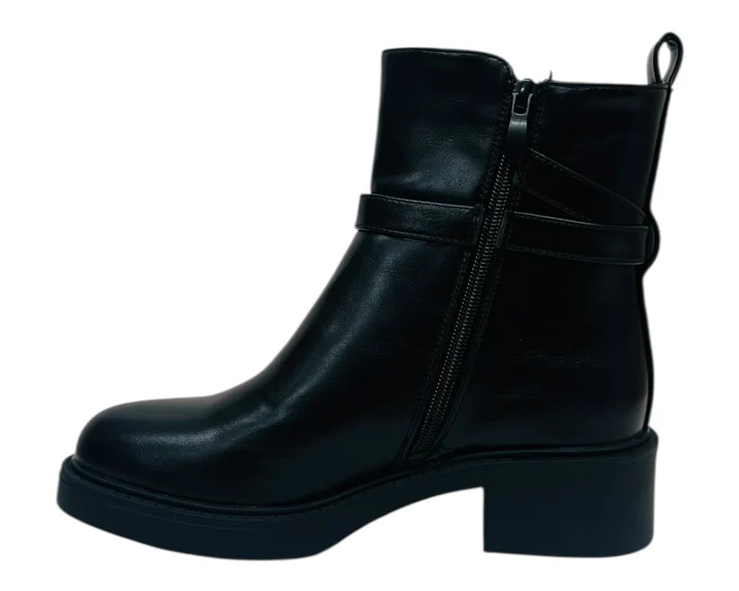 Faux Leather Zip-Up Smart Ankle Boots
